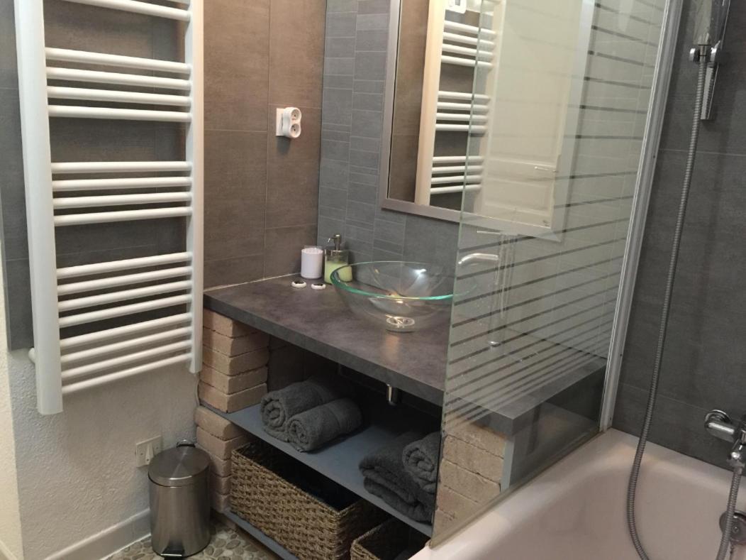 Ferienwohnung T2 Avec Terrasse, Clim , Box Fibre Vedène Exterior foto